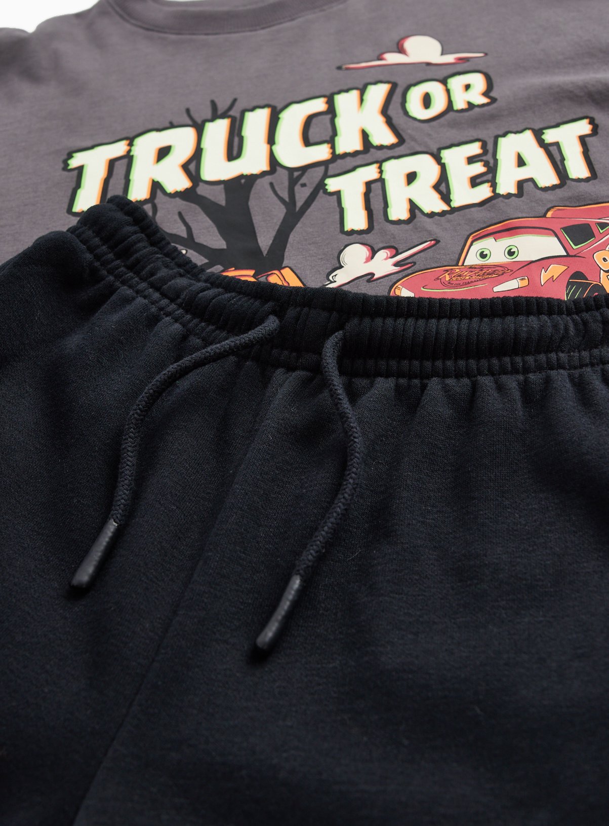 Disney Cars Sweatshirt & Jogger Set 7-8 years - Image 2 thumbnail